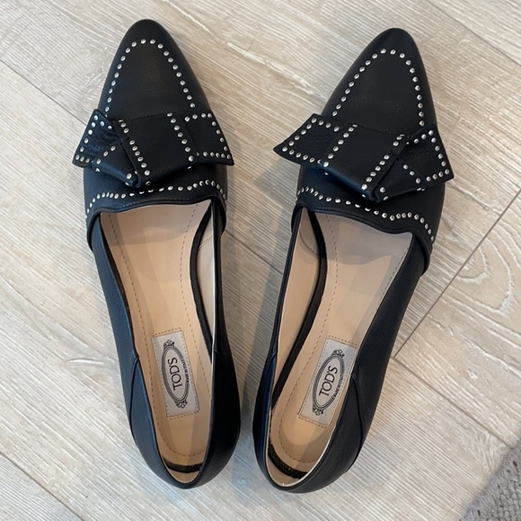 TOD’S Studded Knot Ballerina Leather Flats - Picture 6 of 7